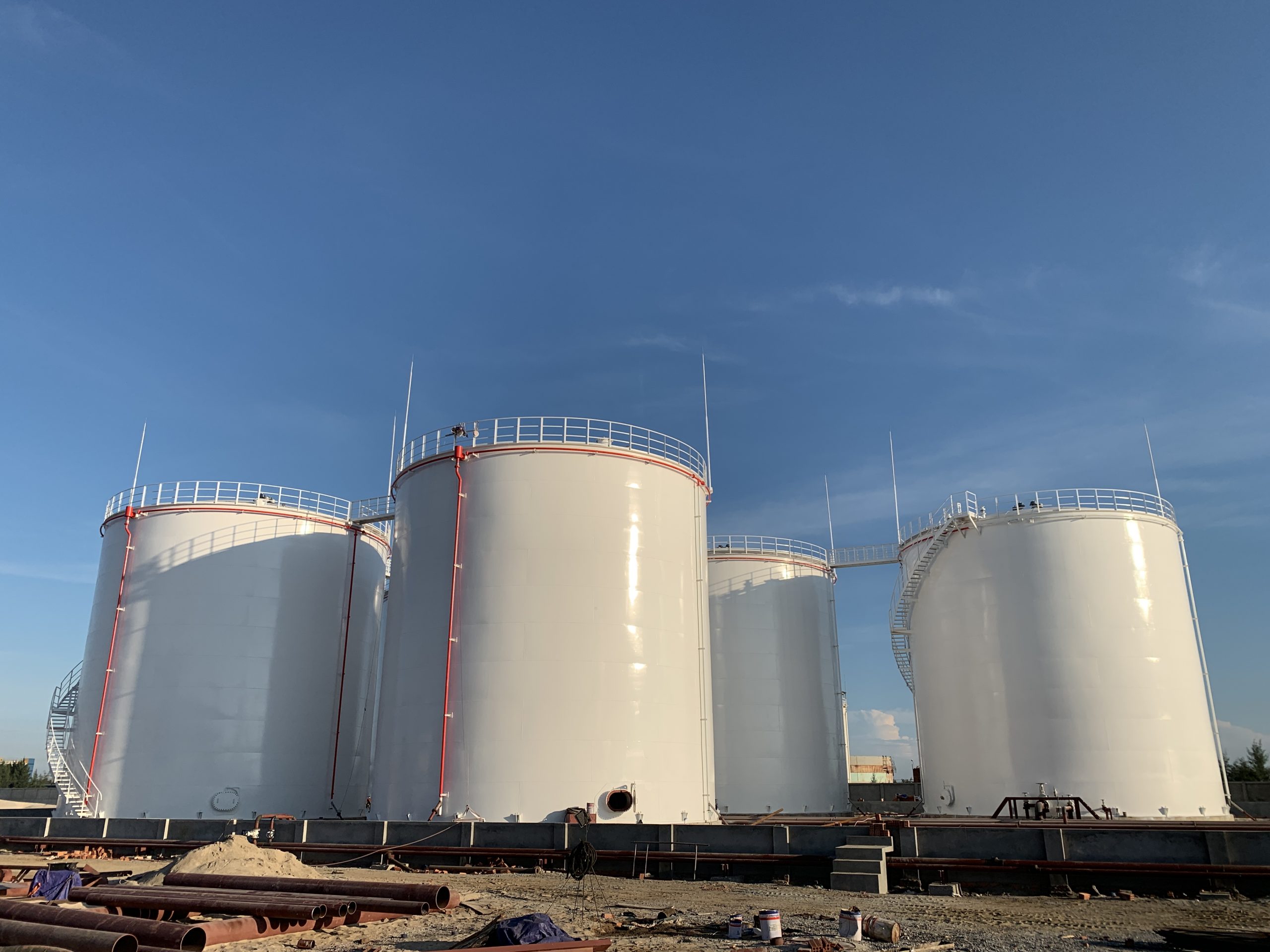 Quy trình Sản xuất và Lắp dựng